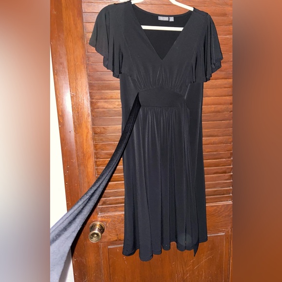 Slimming black dress: at work with a jacket & still ready for a classy party - Picture 5 of 14